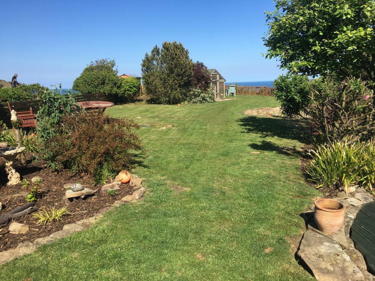 2 The Close Holiday home Whitby