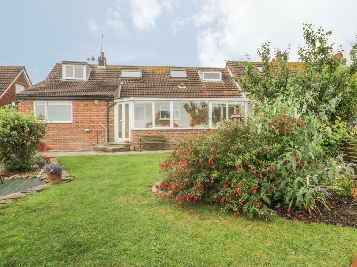 Holiday home 2 The Close *