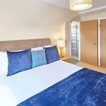 Host & Stay - Abbey Horizon