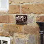 Host & Stay - Duck Down Cottage
