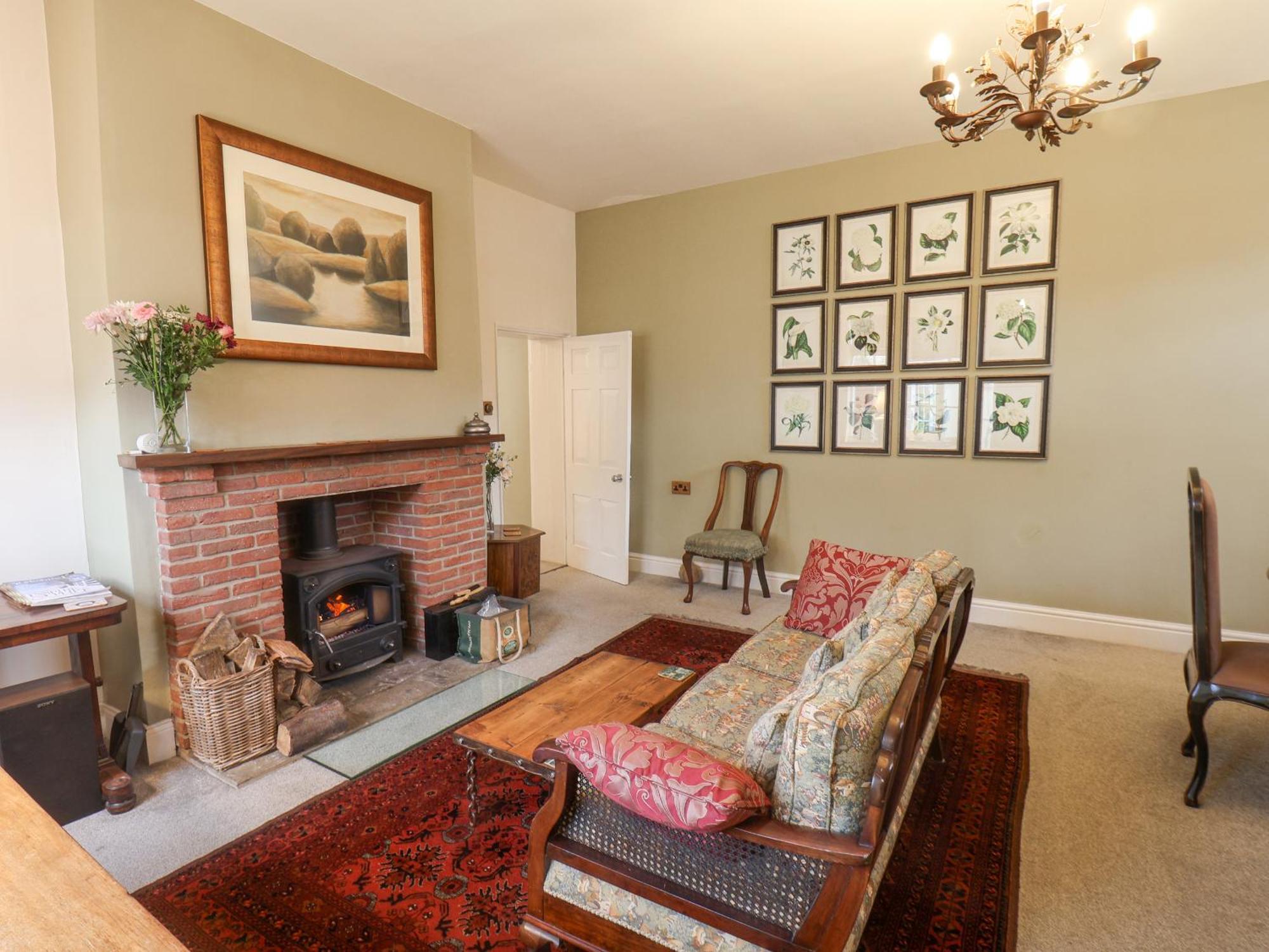 20a St Hilda's *