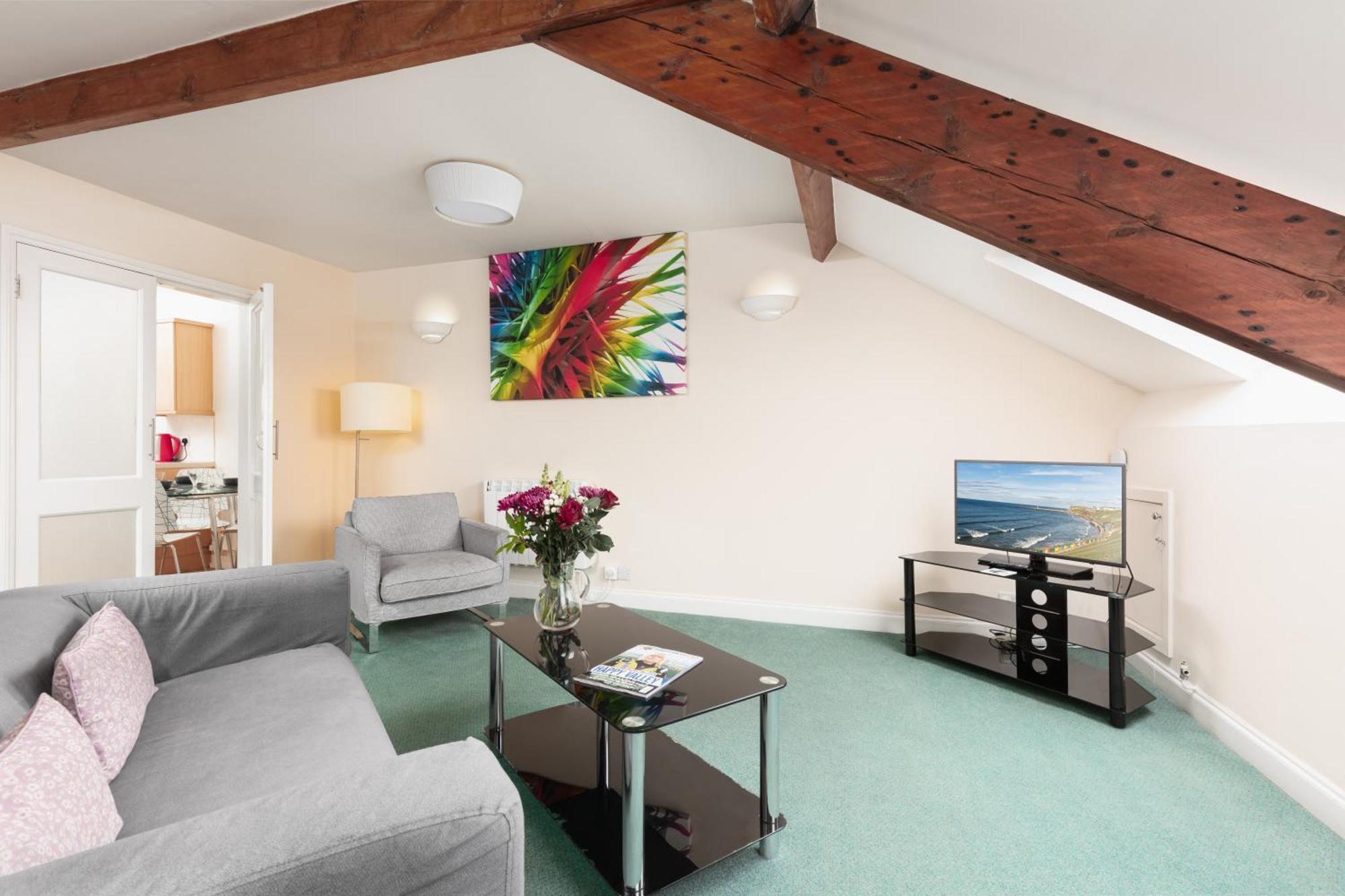 Royal Discovery Bed & Breakfast Whitby