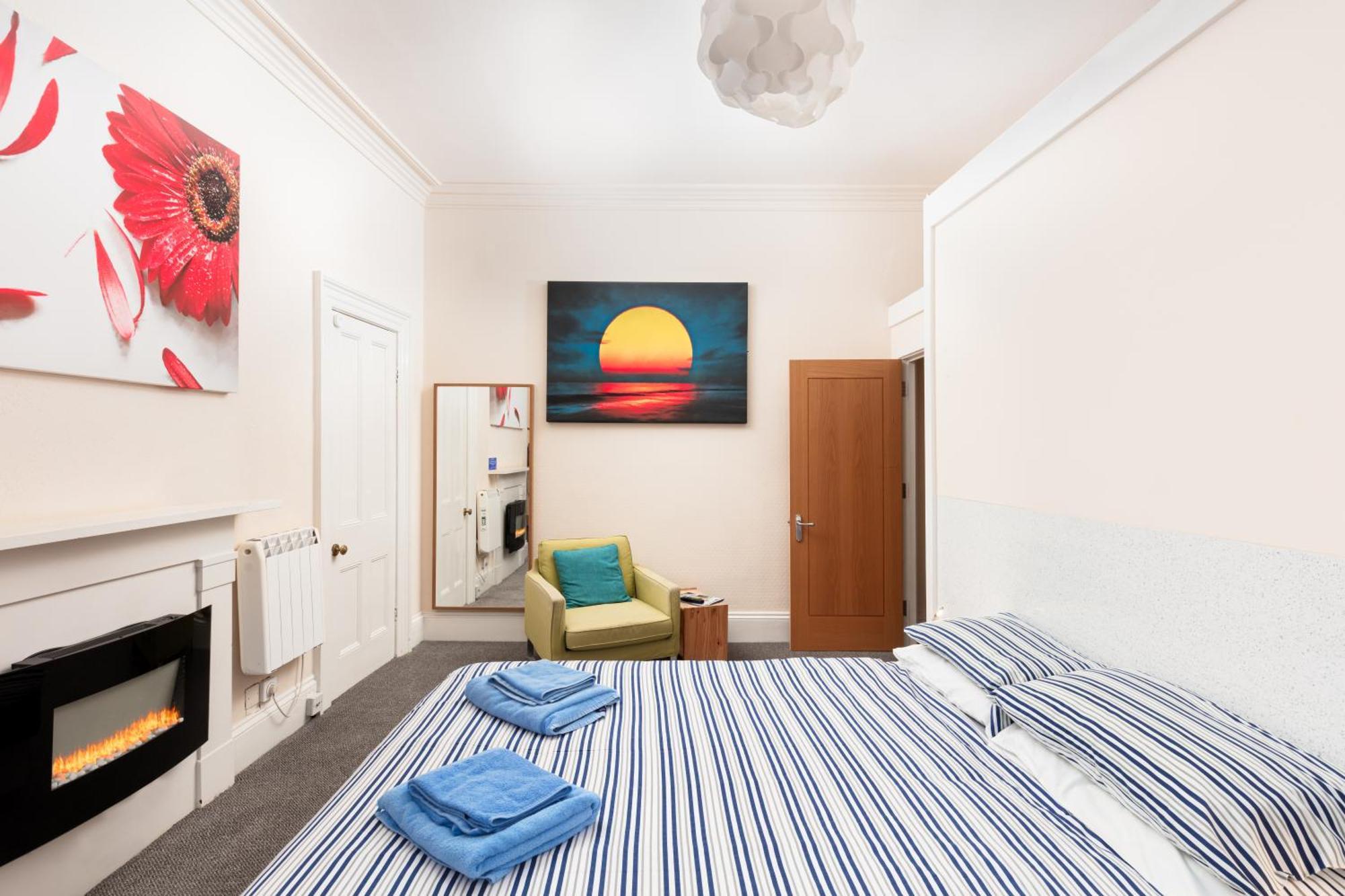 Royal Discovery Bed & Breakfast Whitby