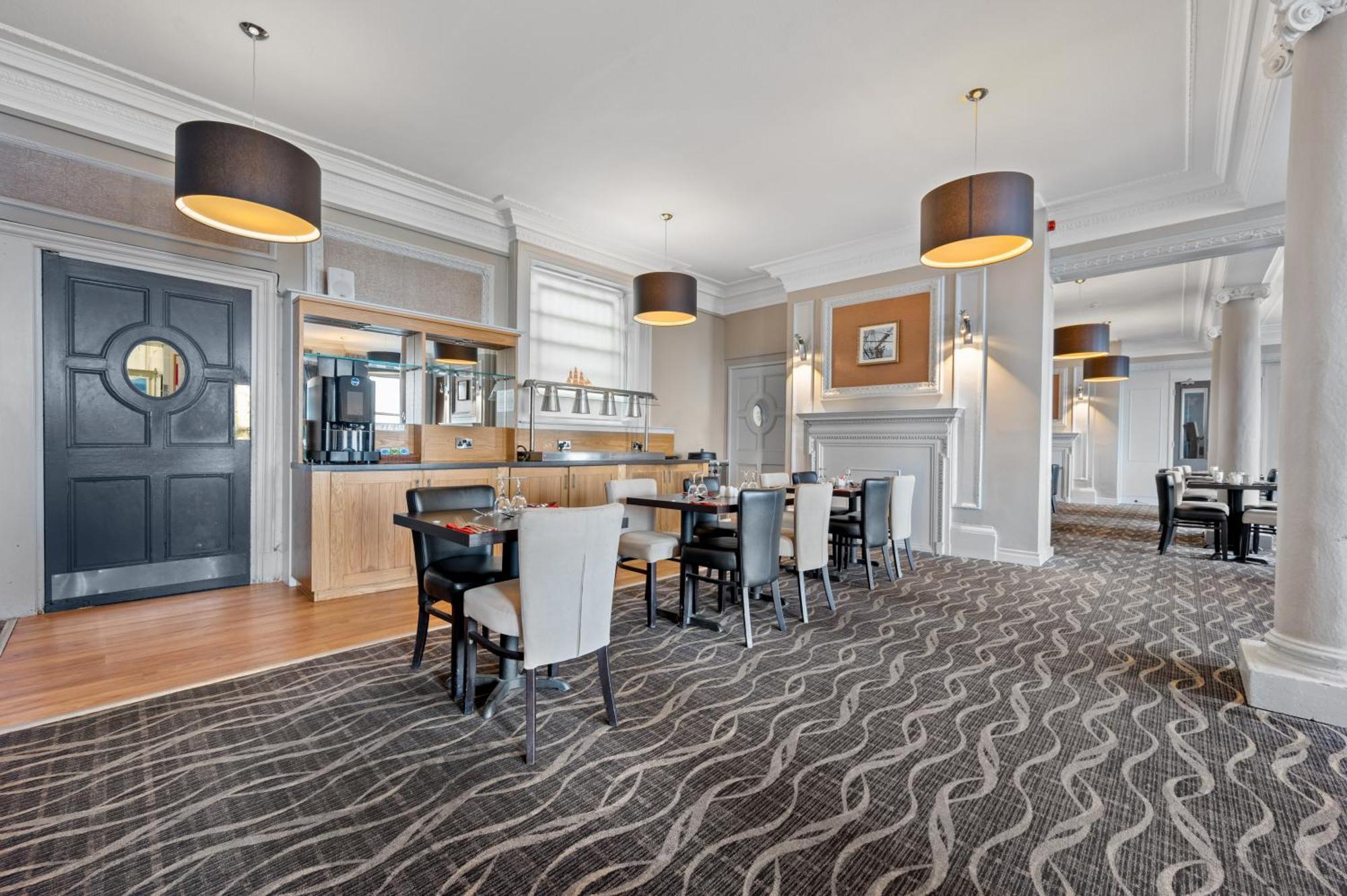 Royal Whitby 3*