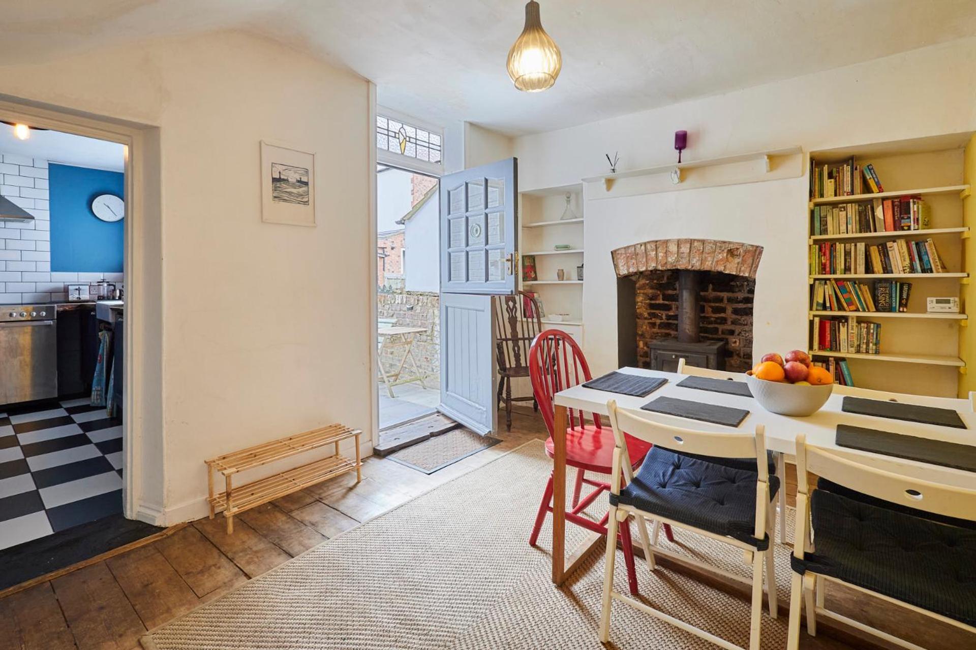 Host & - Clarence Place