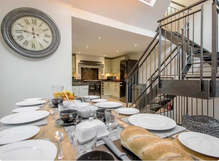 The Old Bakery - Luxury Three Bed House With Roof Terrace Whitby