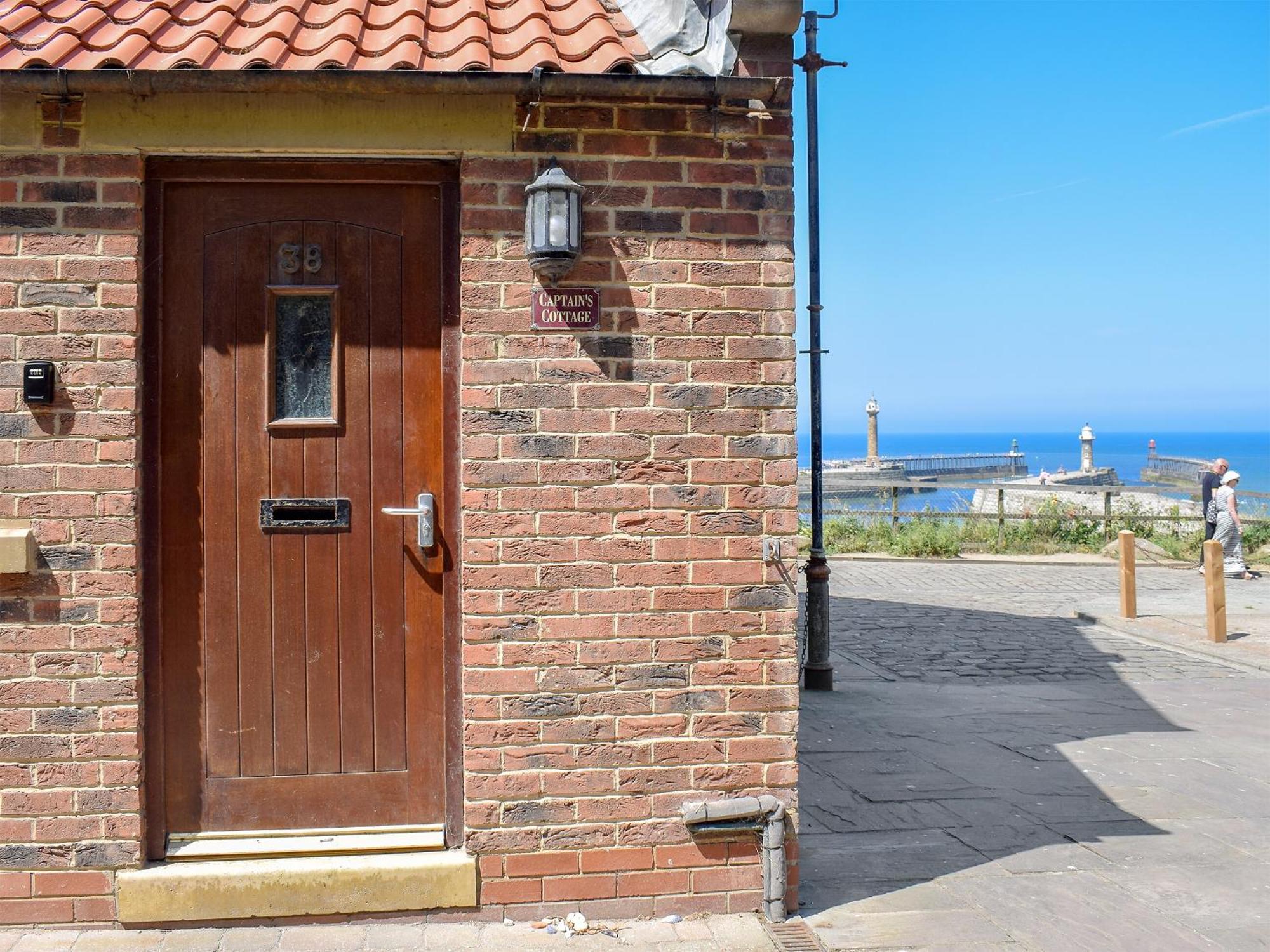 Captains - E3643 Holiday home *