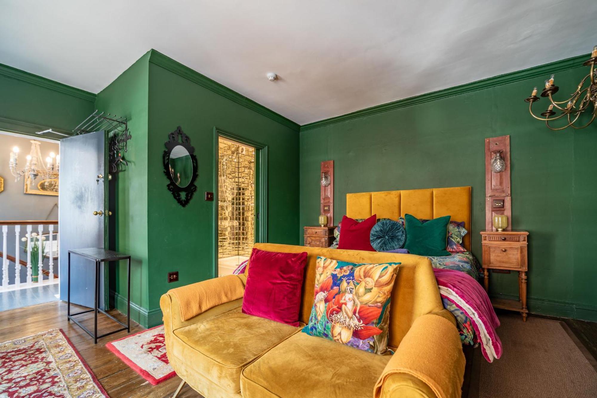 Mademoiselle's Boutique