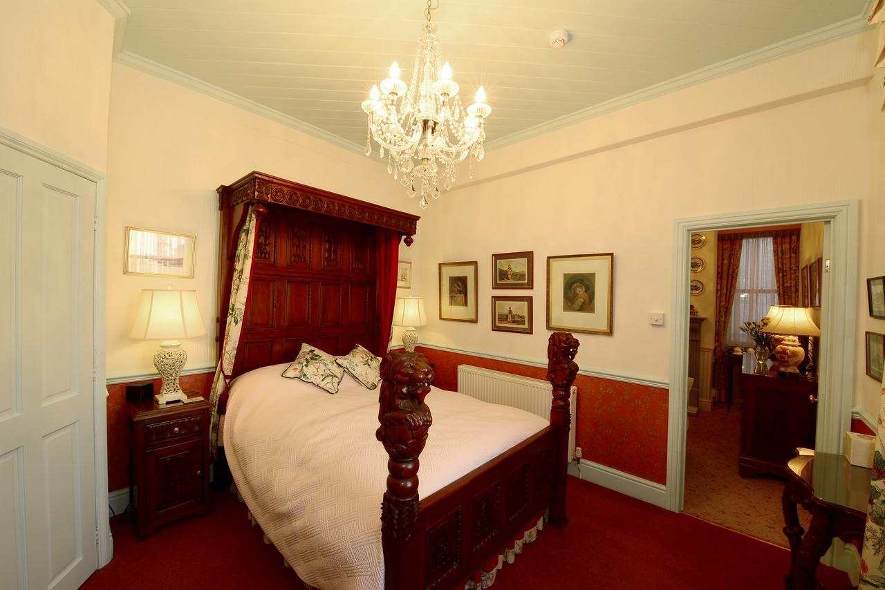 Bagshawes 3* Whitby
