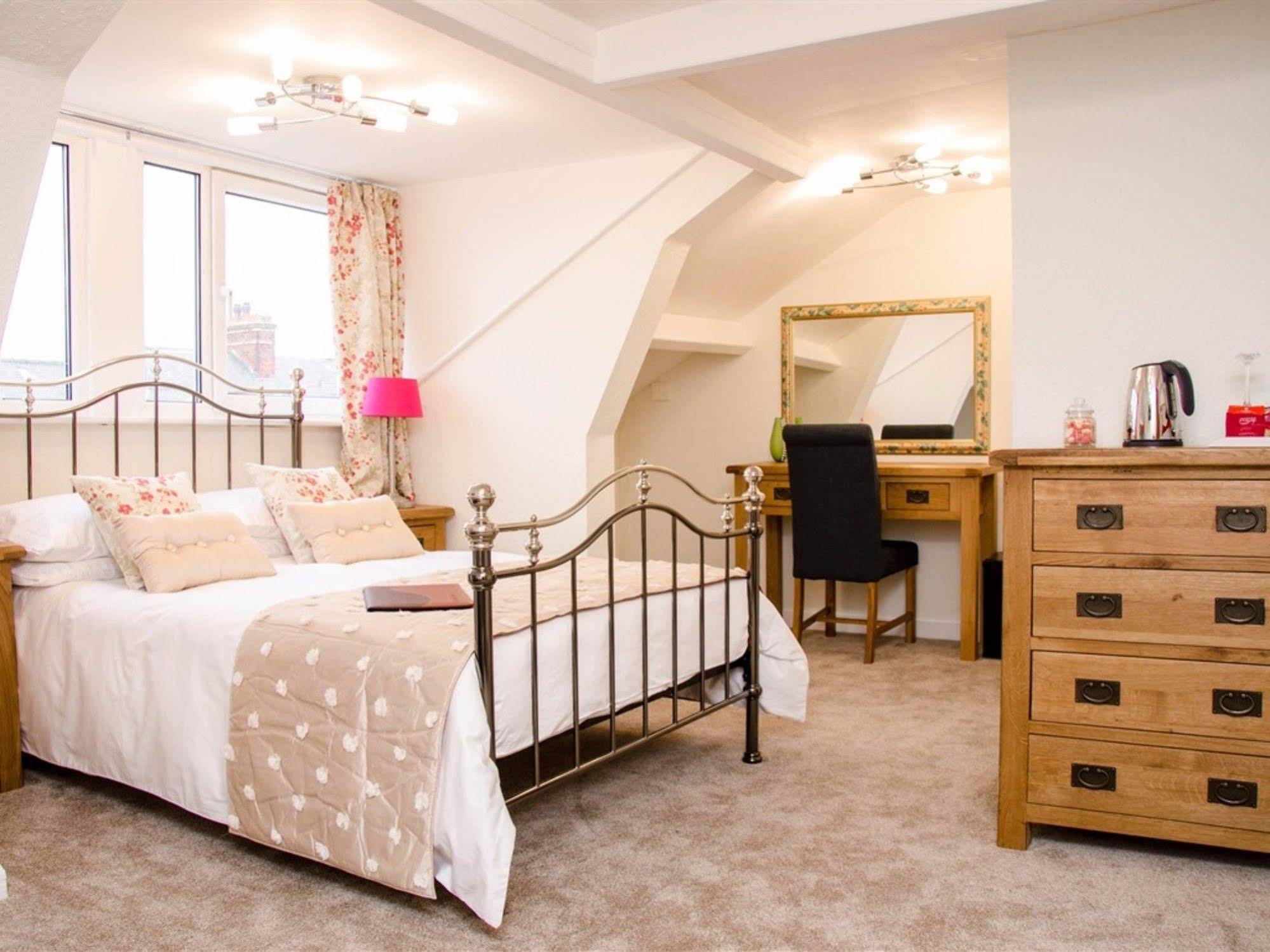 Hotel Rosslyn House